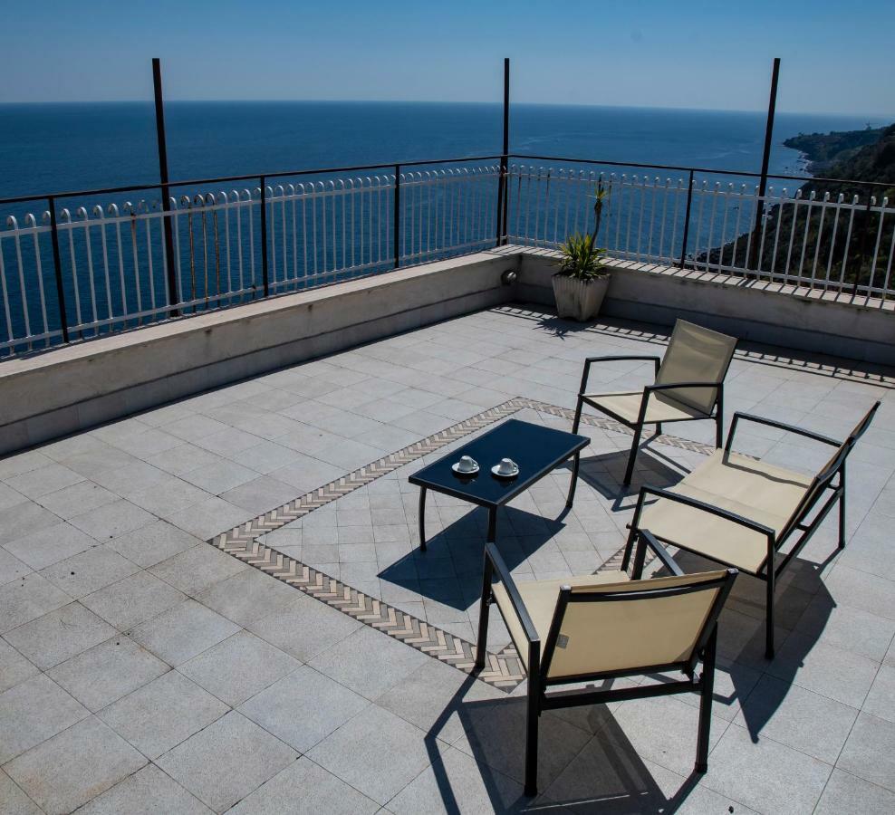 La Timpa Villa Acireale Bagian luar foto